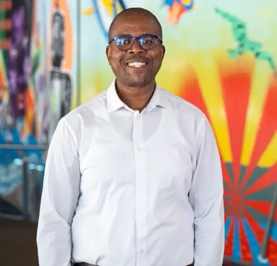 Dr Sabelo Sibanyoni